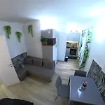 Appartement 5 Terre Express Migliarina - Near Train Station