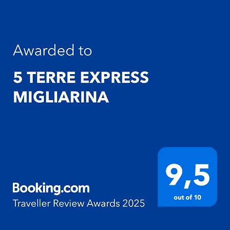 5 Terre Express Migliarina - Near Train Station * Ла-Спеція
