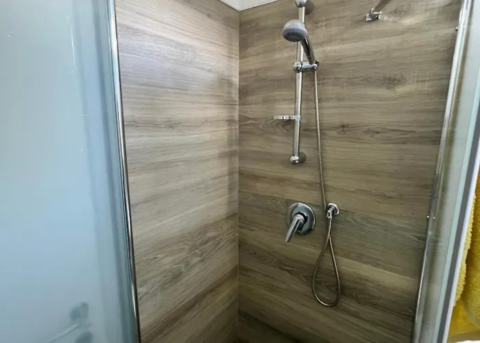 5 Terre Express Migliarina Apartment La Spezia